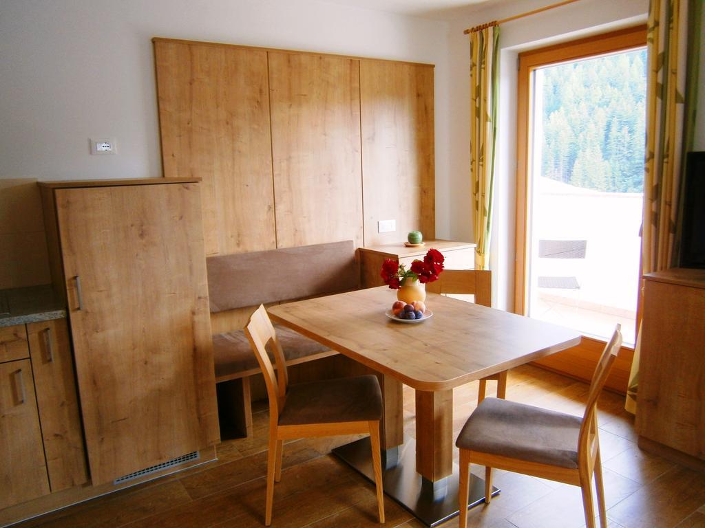 Lue De Rue Apartment Сан Вигилио ди Маребе Стая снимка