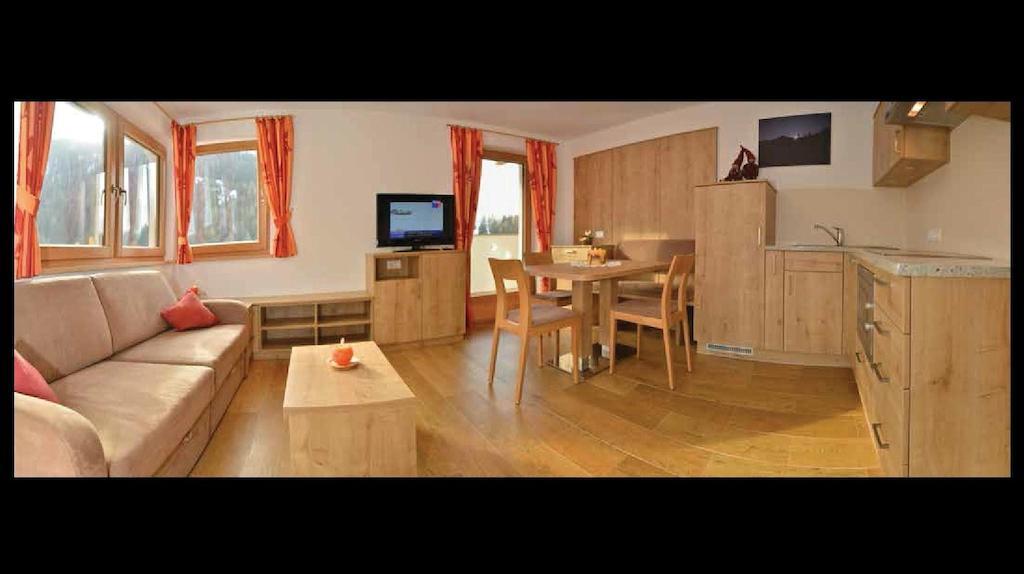 Lue De Rue Apartment Сан Вигилио ди Маребе Стая снимка