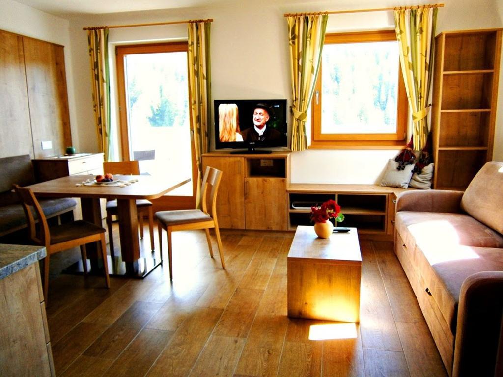 Lue De Rue Apartment Сан Вигилио ди Маребе Екстериор снимка